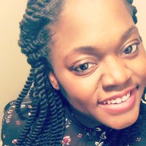 Meet your Posher, Marissa